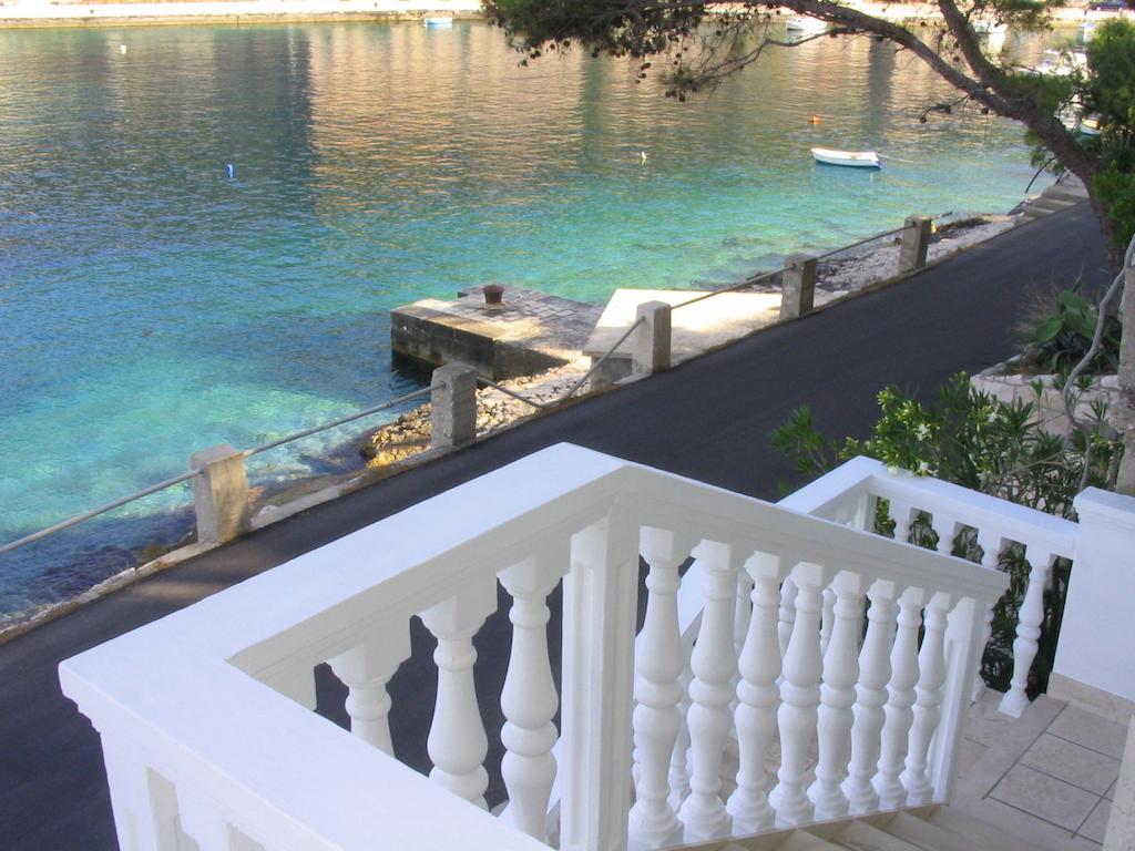 Apartments Gugic Prigradica Exterior foto